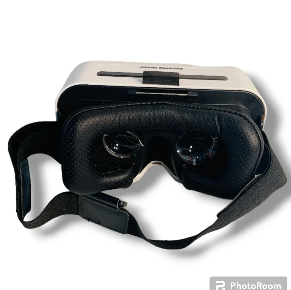 NWOT Sharper Image Black & White Smartphone 360° Virtual Reality Head Set